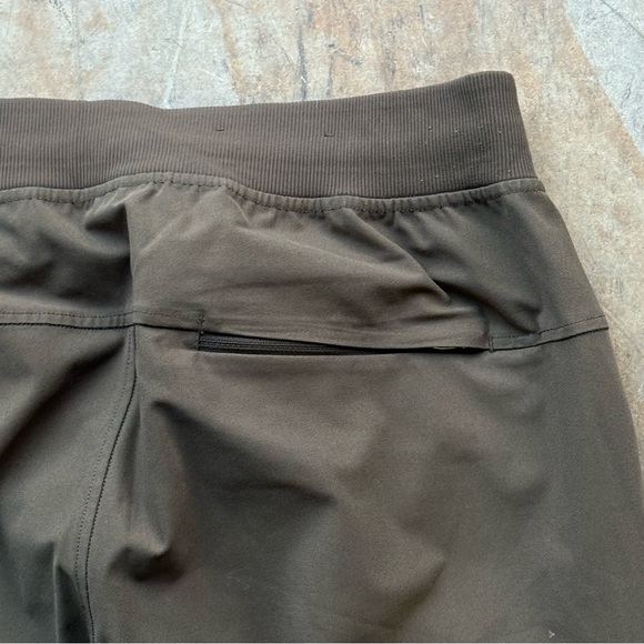 Lululemon Men's ABC Jogger pants - Olive Green - Picture 5 of 7